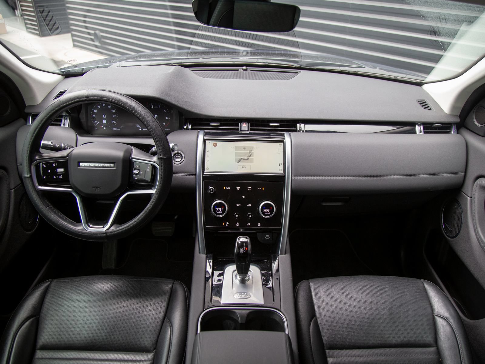 Used 2022 Land Rover Discovery Sport SE AWD/4WD image 23