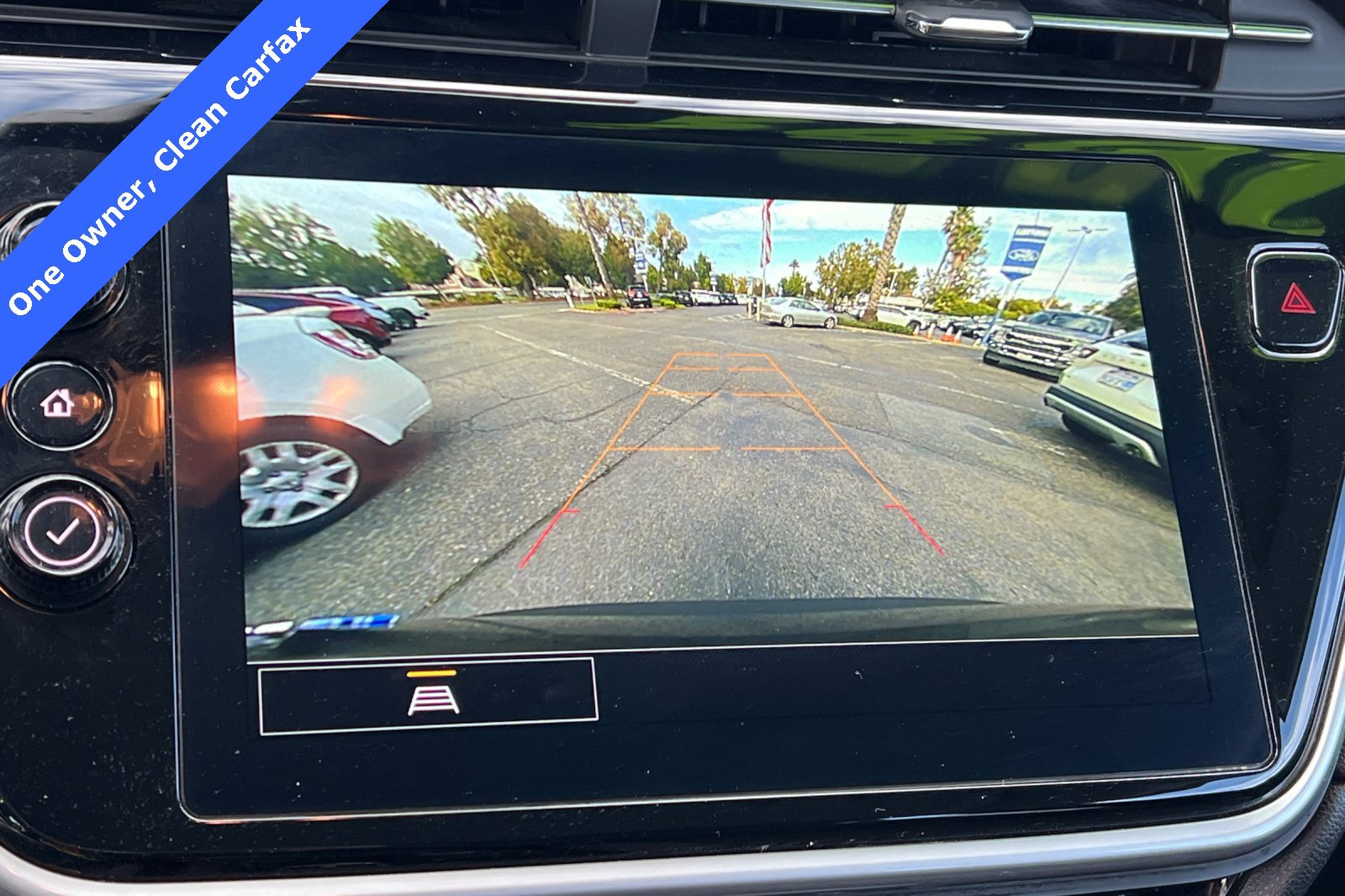 Used 2022 Chevrolet Bolt EUV LT w/ Comfort Package image 19