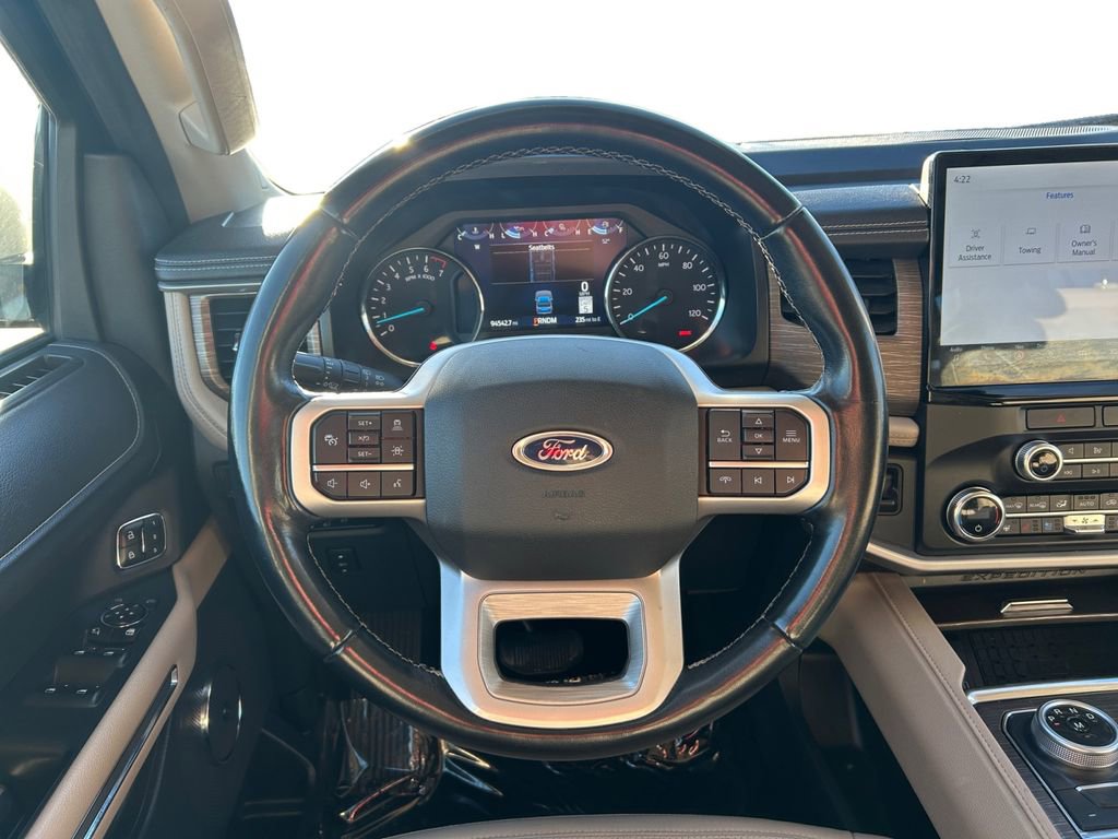 Used 2022 Ford Expedition Max Limited image 12