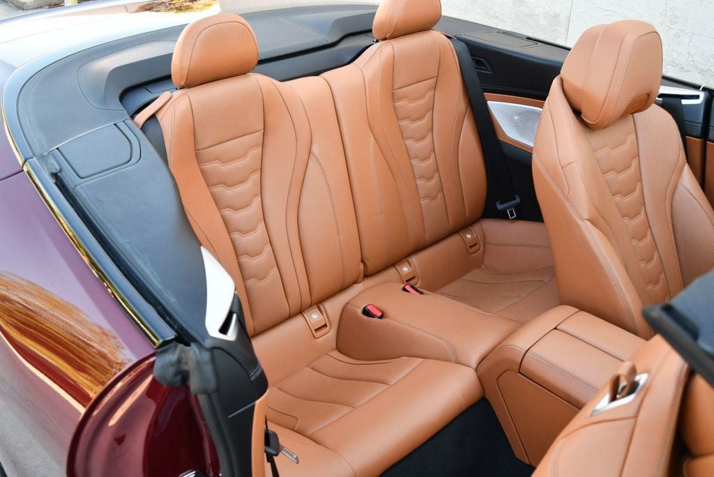 Used 2022 BMW 840i Convertible RWD image 19