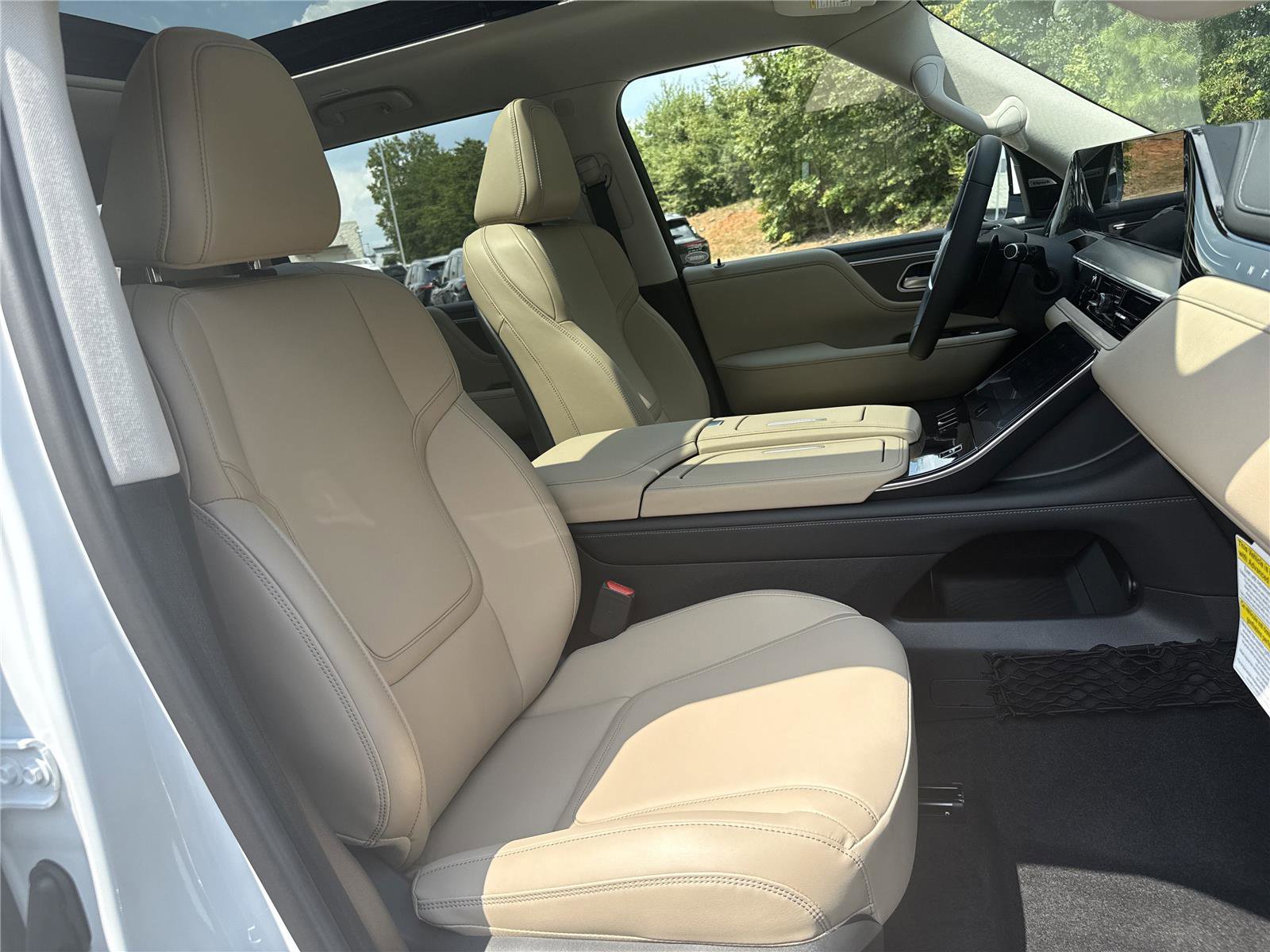 New 2026 INFINITI QX80 Pure image 24