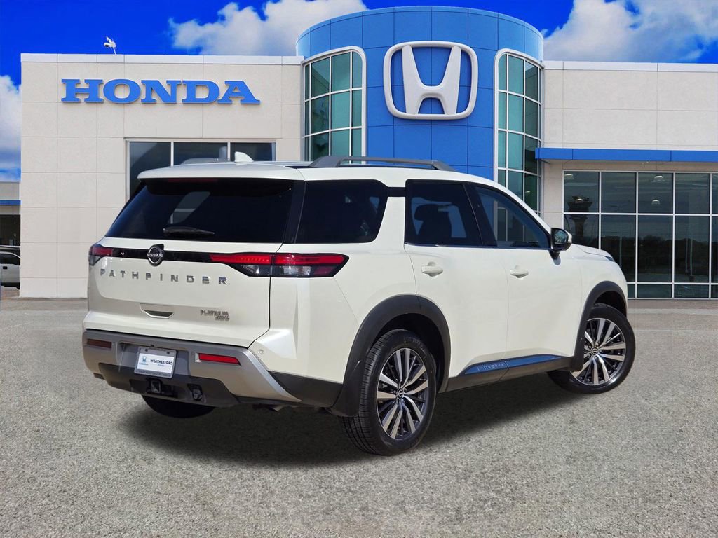 Used 2022 Nissan Pathfinder Platinum w/ Cargo Package image 3