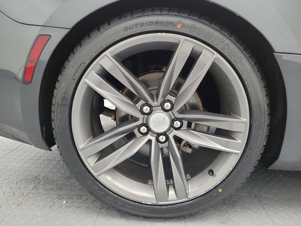 Used 2018 Chevrolet Camaro LT w/ RS Package RWD image 31