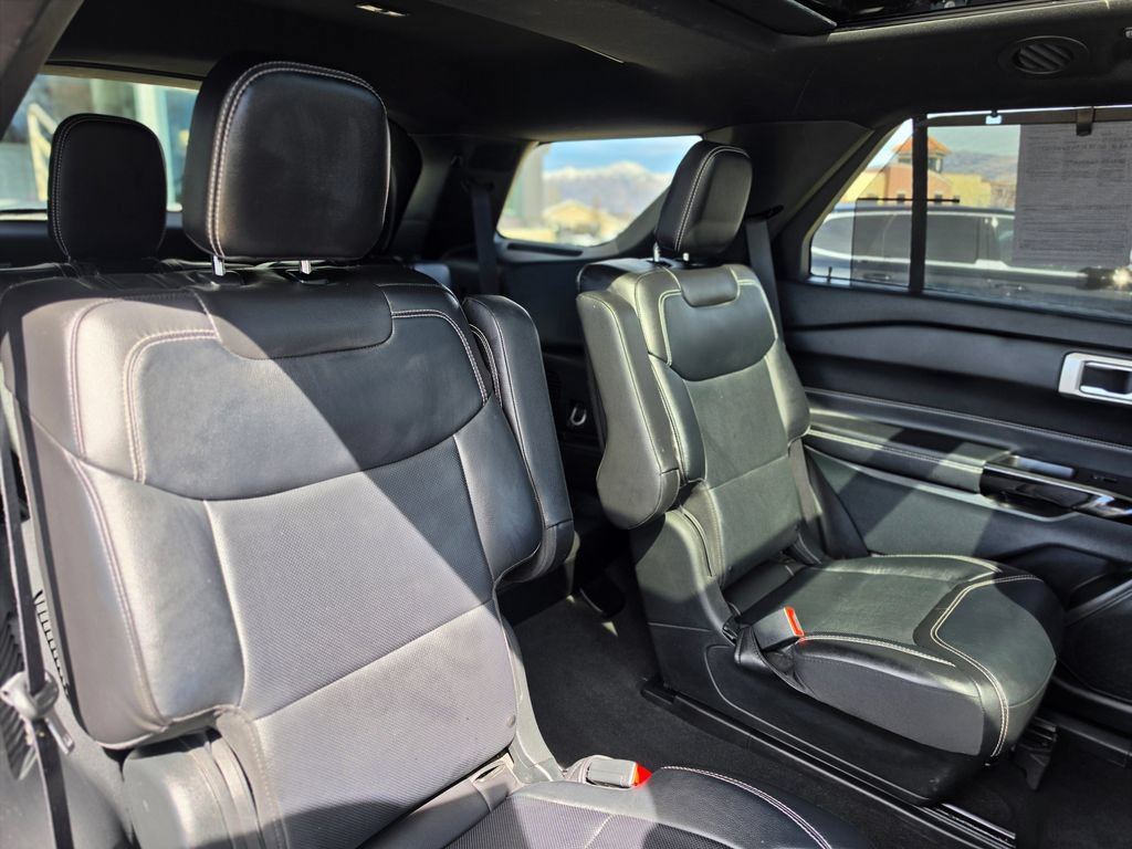 Used 2023 Ford Explorer ST w/ Equipment Group 401A AWD/4WD image 18
