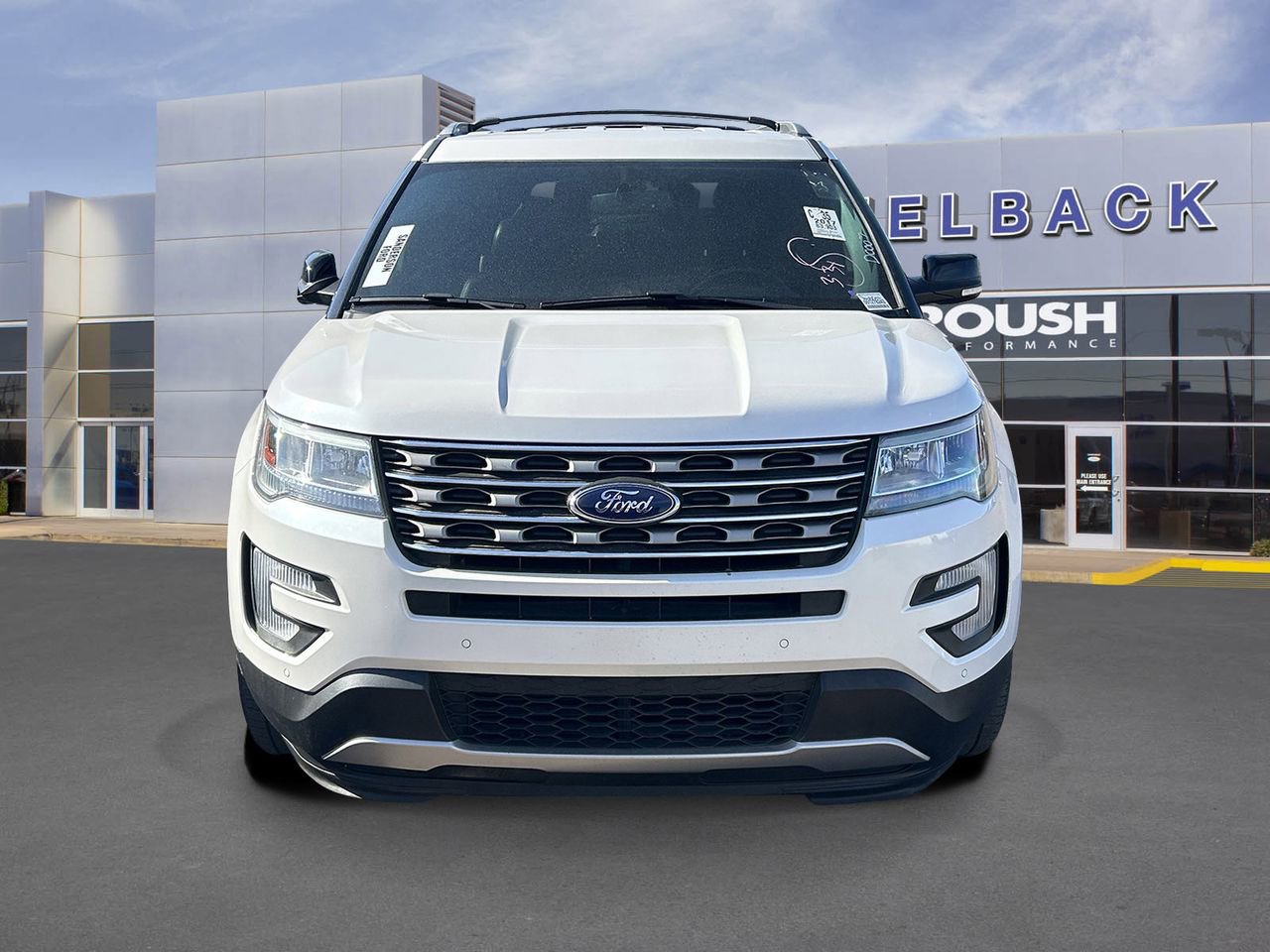 Used 2017 Ford Explorer XLT w/ Equipment Group 202A image 3