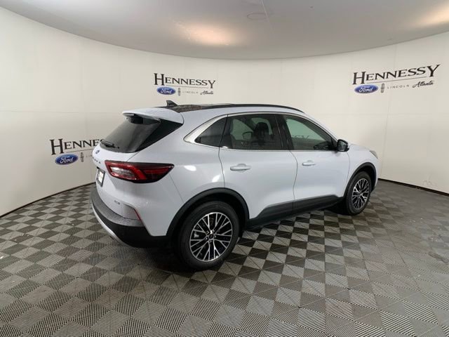 Used 2025 Ford Escape SE image 8