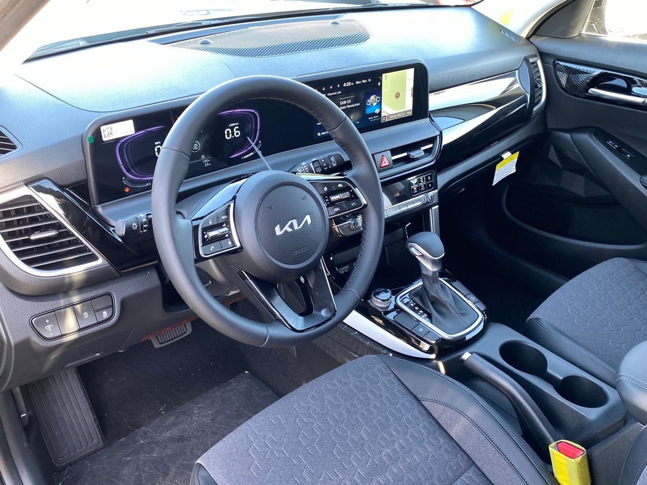 New 2026 Kia Seltos S FWD image 12