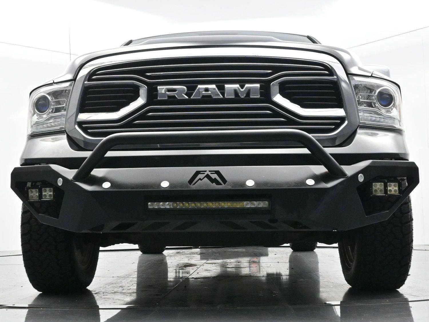 Used 2018 RAM 1500 Limited image 17