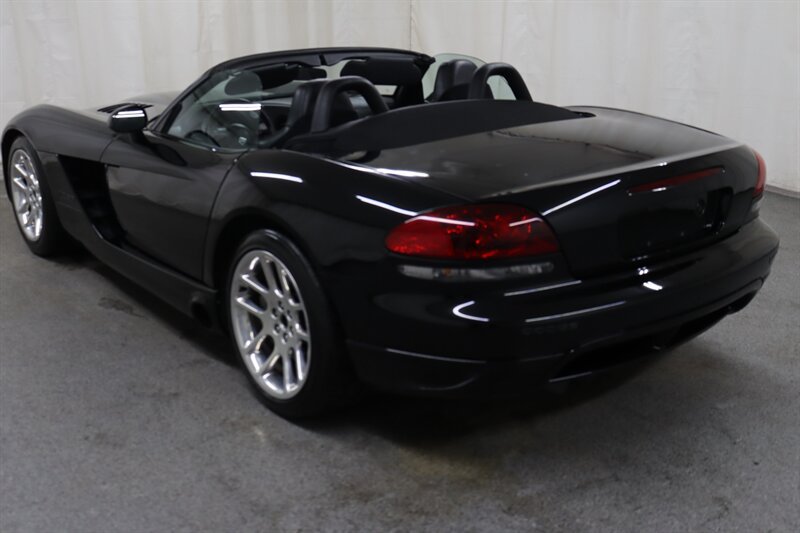 Used 2003 Dodge Viper SRT-10 RWD image 10