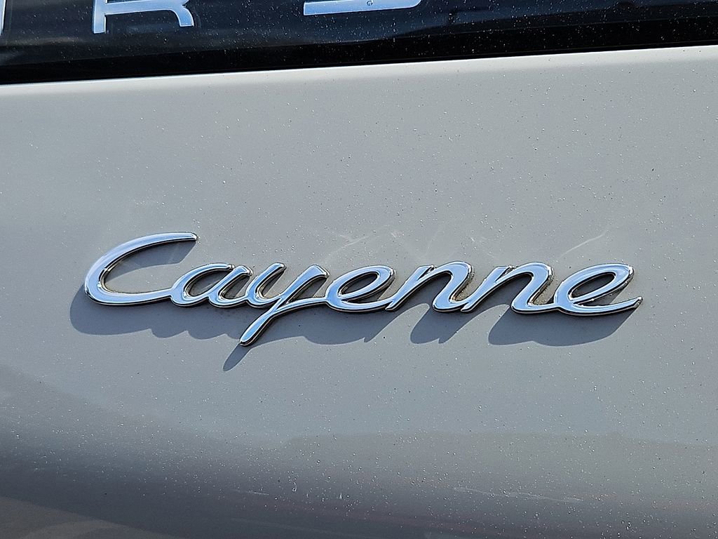 Used 2020 Porsche Cayenne image 36