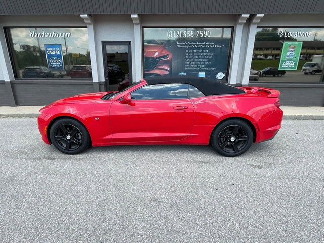 Used 2020 Chevrolet Camaro LT image 32