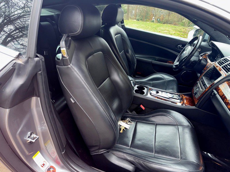 Used 2011 Jaguar XK Coupe image 26