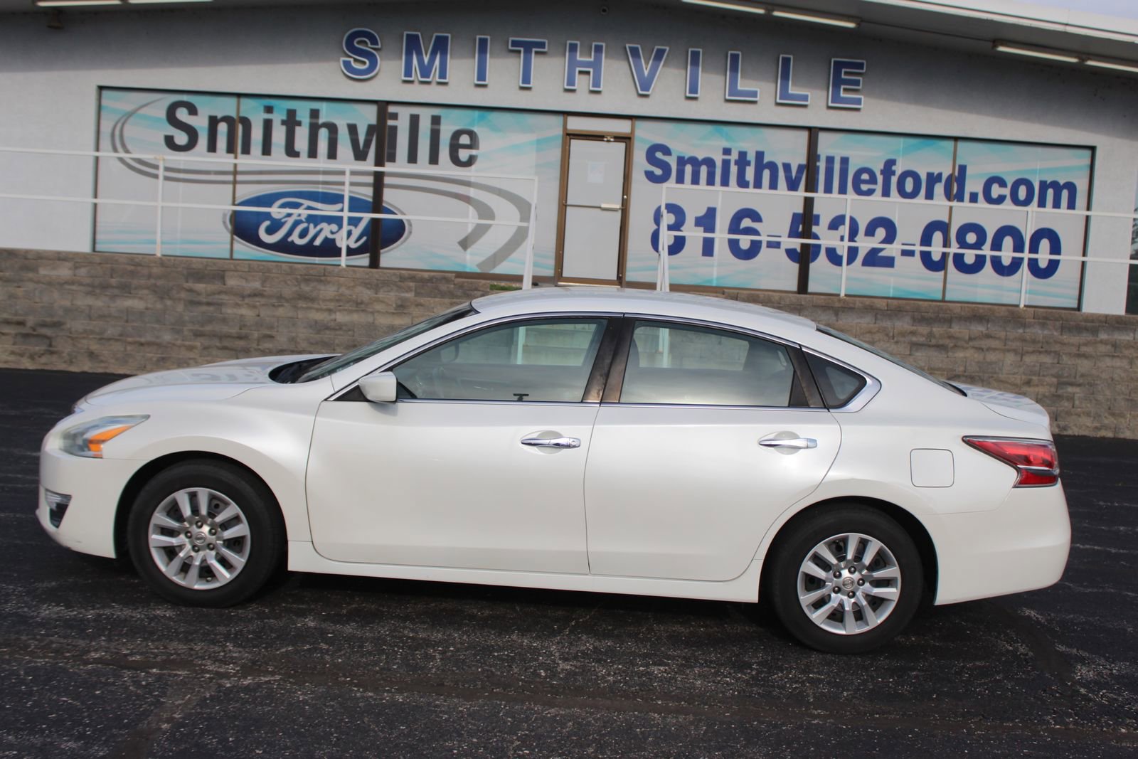 Used 2014 Nissan Altima 2.5 S FWD image 3