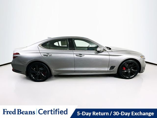 Used 2023 Genesis G70 3.3T w/ Sport Prestige Package image 9