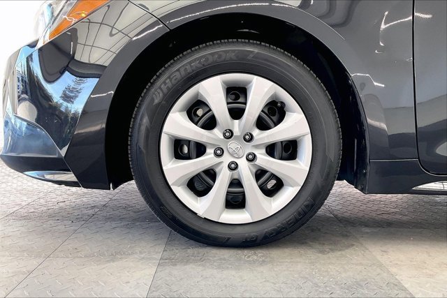 Used 2024 Toyota Corolla LE image 8