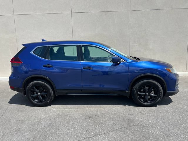 Used 2018 Nissan Rogue S AWD/4WD image 5