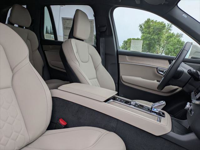 New 2026 Volvo XC90 T8 Plus w/ Protection Package Premier AWD/4WD image 14
