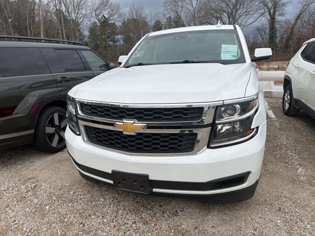 Used 2017 Chevrolet Suburban LT image 6