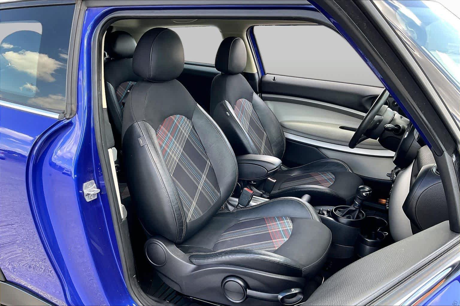 Used 2015 MINI Cooper Paceman FWD image 9