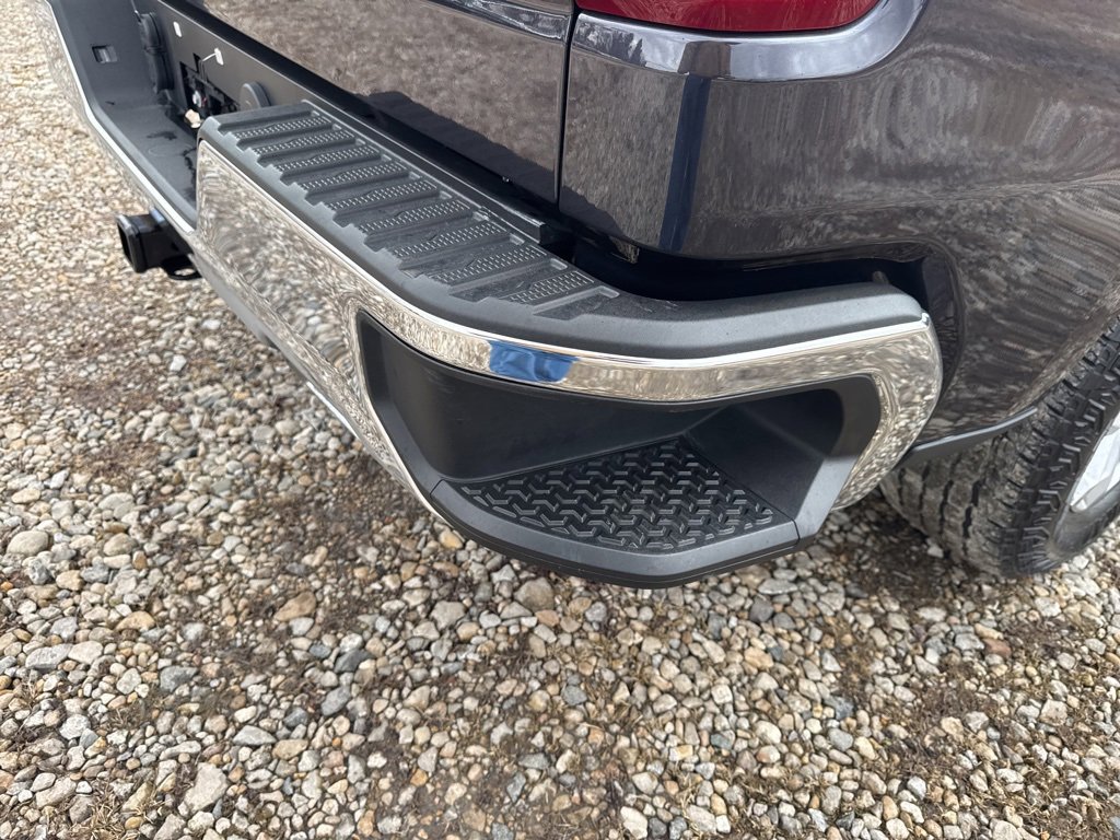 Used 2023 Chevrolet Silverado 1500 LT image 38