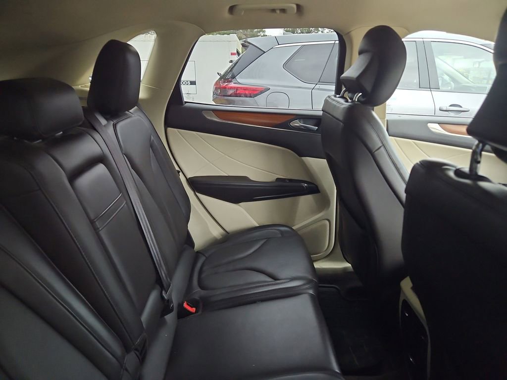 Used 2016 Lincoln MKC Reserve w/ Lincoln MKC Climate Package image 10