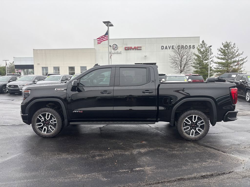 Used 2024 GMC Sierra 1500 AT4 w/ Technology Package image 9