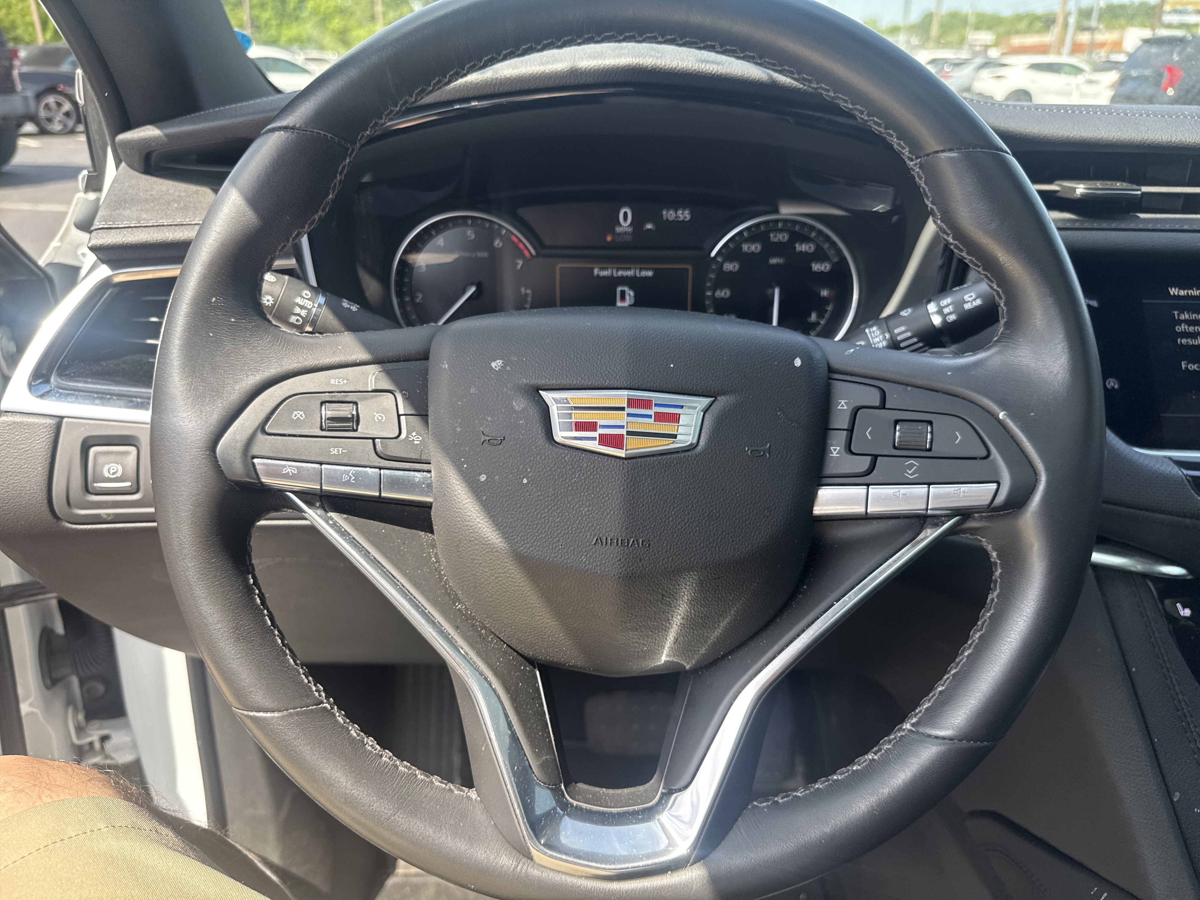 Used 2024 Cadillac XT6 Luxury w/ LPO, Floor Liner Package AWD/4WD image 18