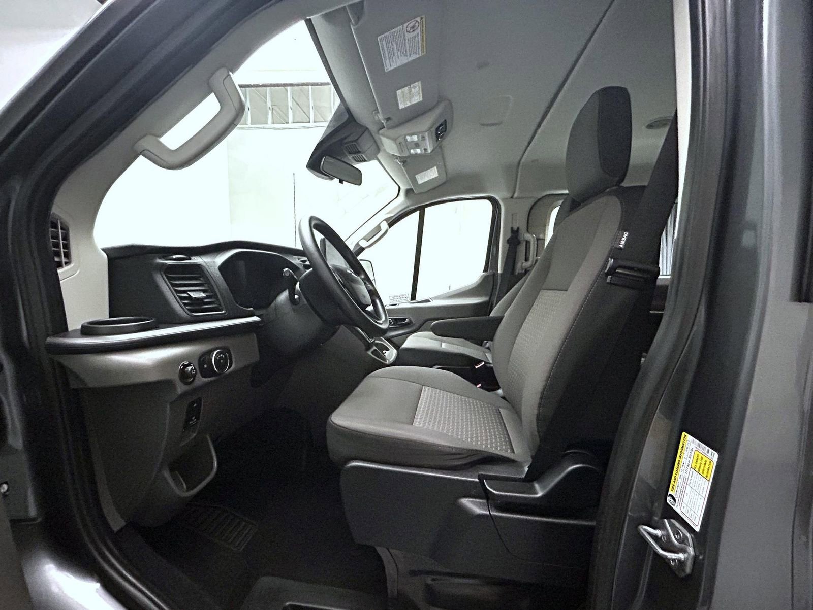 Used 2024 Ford Transit 350 XLT image 10