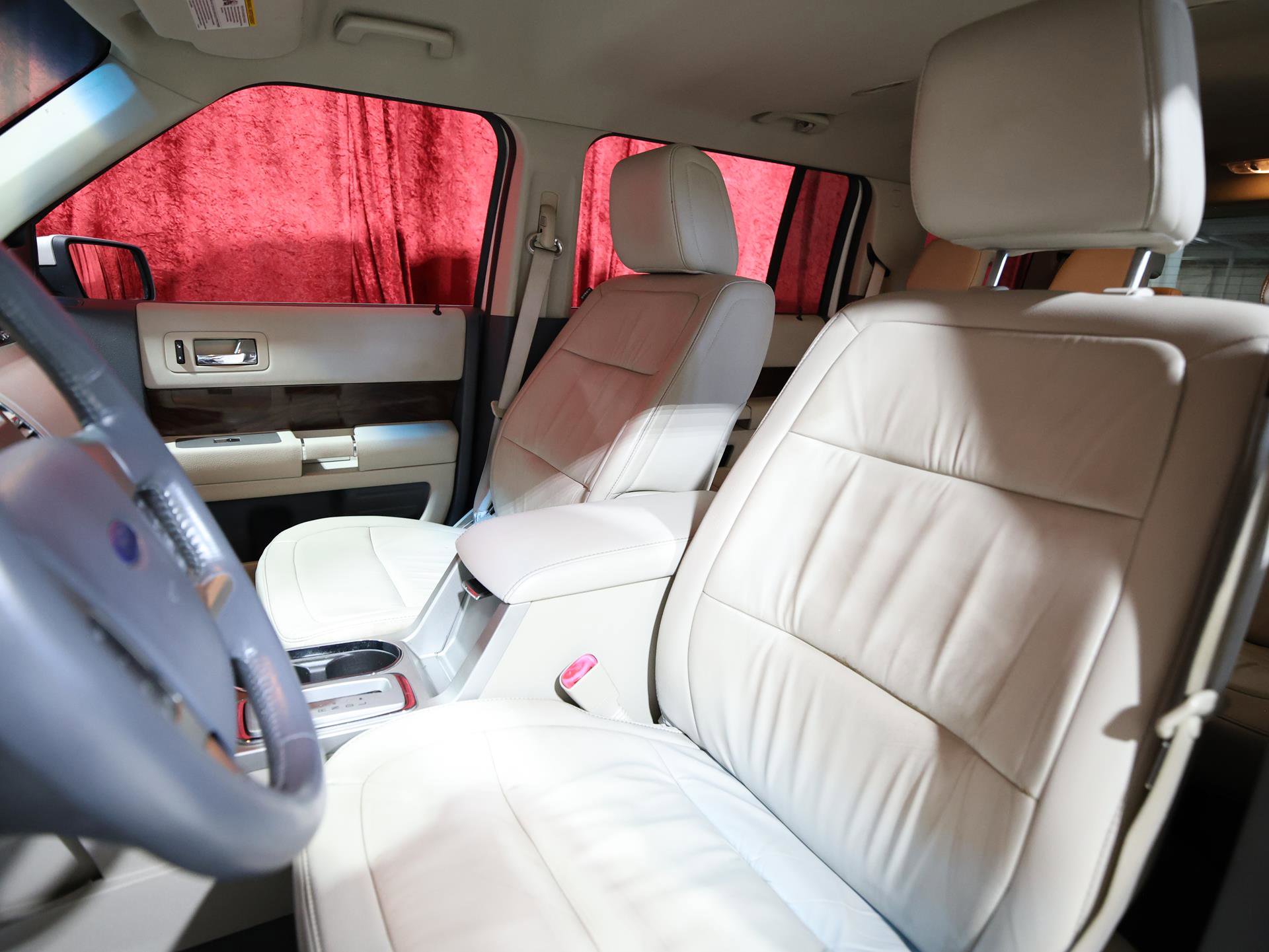 Used 2009 Ford Flex SEL image 12