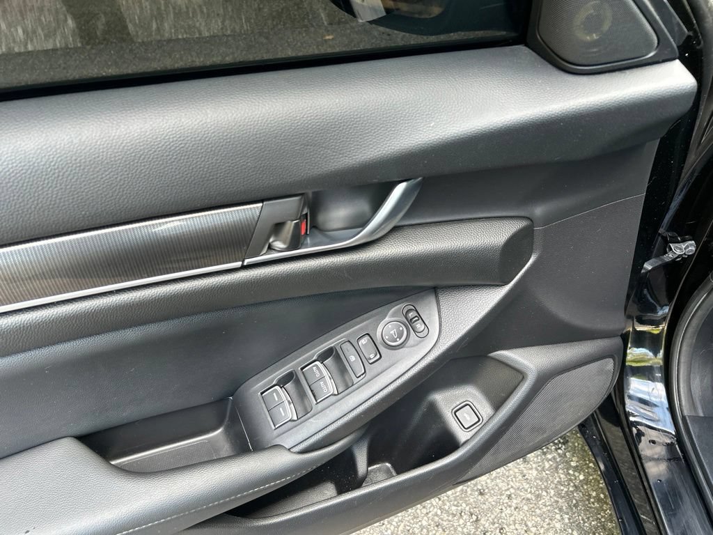 Used 2022 Honda Accord Sport image 14