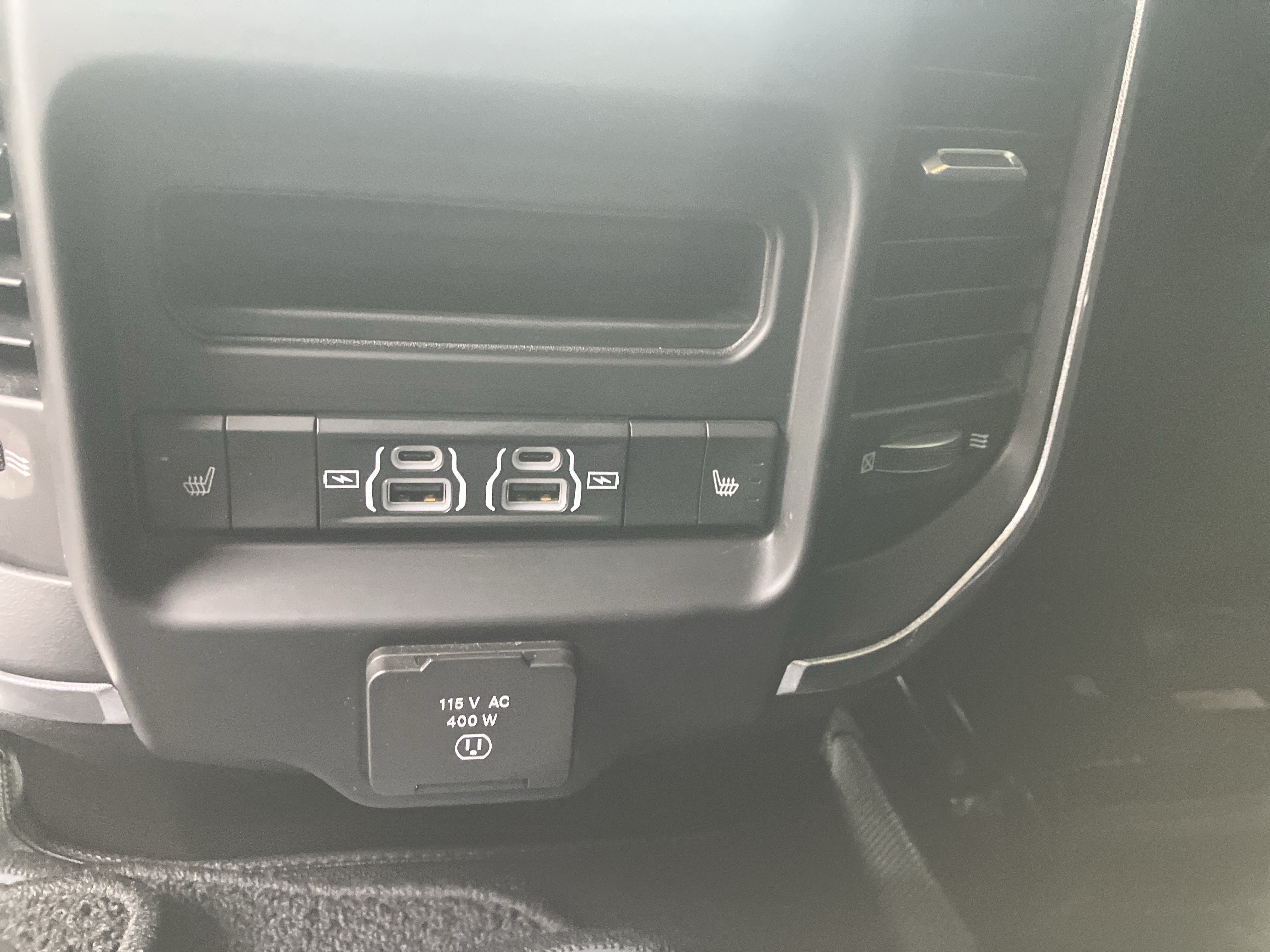 Used 2022 RAM 2500 Laramie AWD/4WD image 13