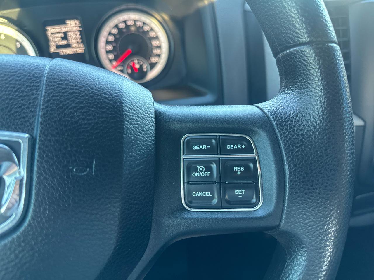Used 2015 RAM 1500 Express AWD/4WD image 16