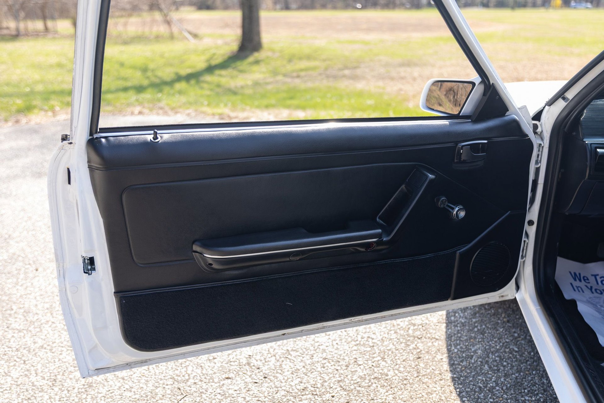 Used 1987 Ford Mustang LX image 31