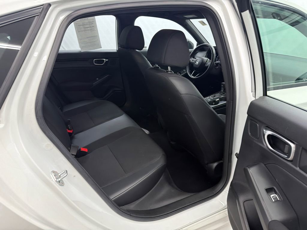 Used 2023 Honda Civic Sport image 16