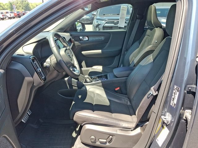 Used 2022 Volvo XC40 T5 R-Design AWD/4WD image 10