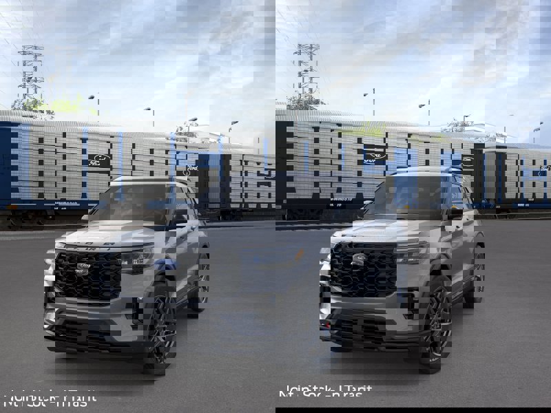 New 2026 Ford Explorer ST-Line image 2