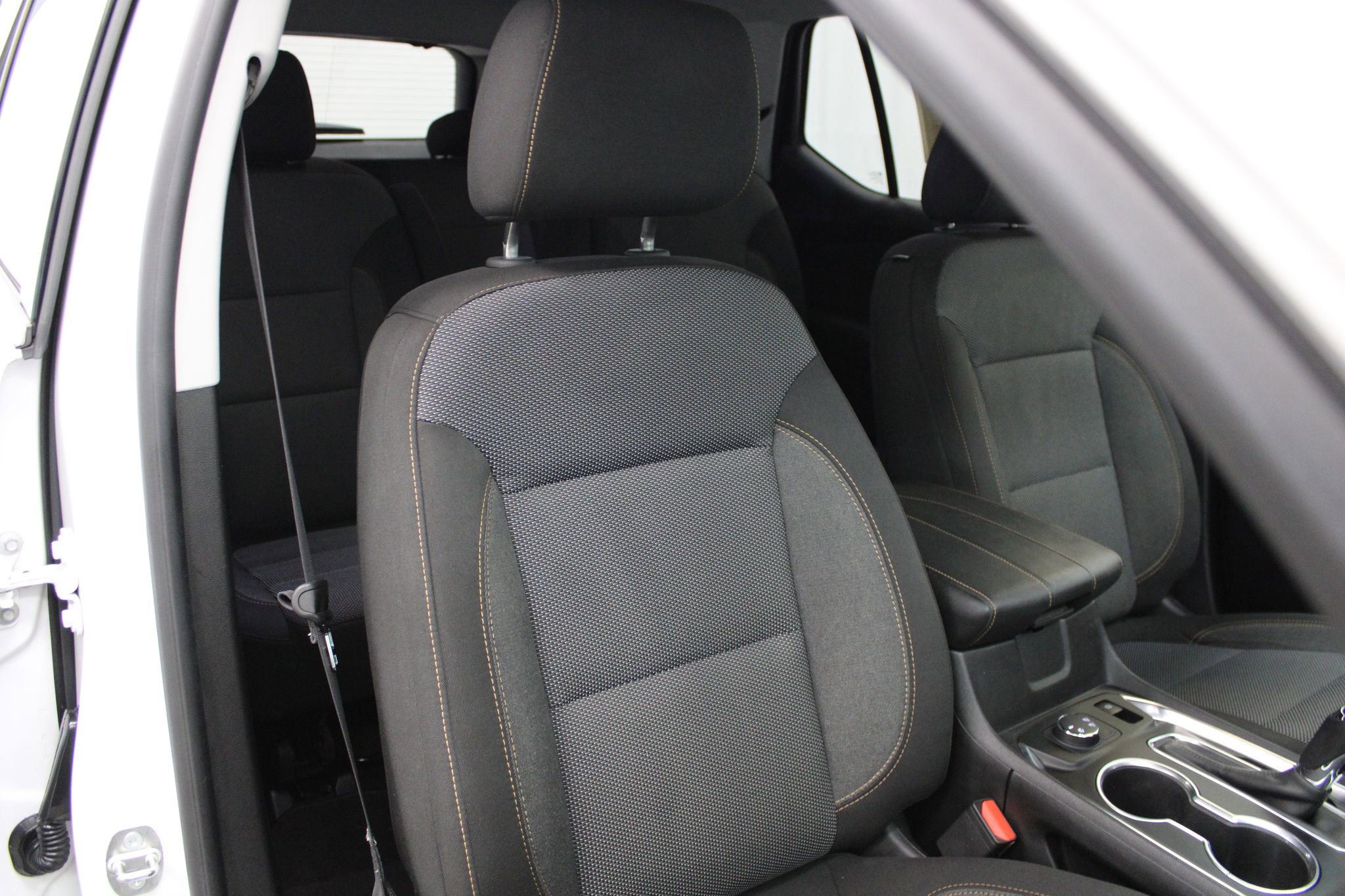 Used 2018 Chevrolet Traverse LT AWD/4WD image 32
