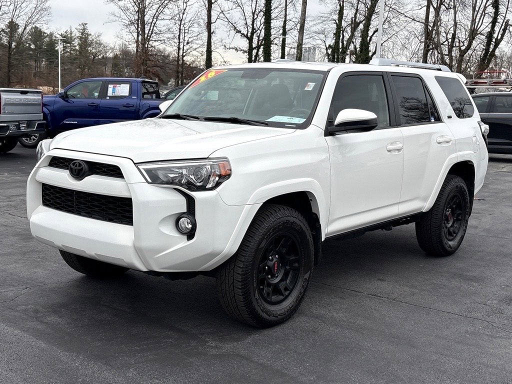 Used 2018 Toyota 4Runner SR5 image 25