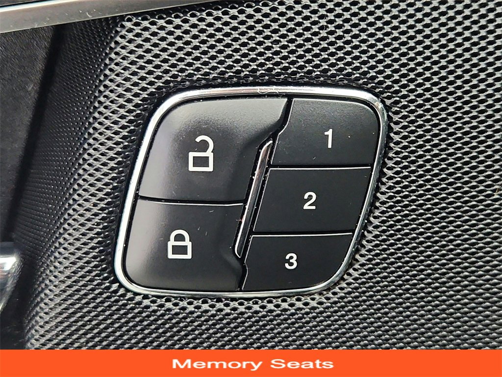 Used 2019 Lincoln Nautilus Reserve image 35