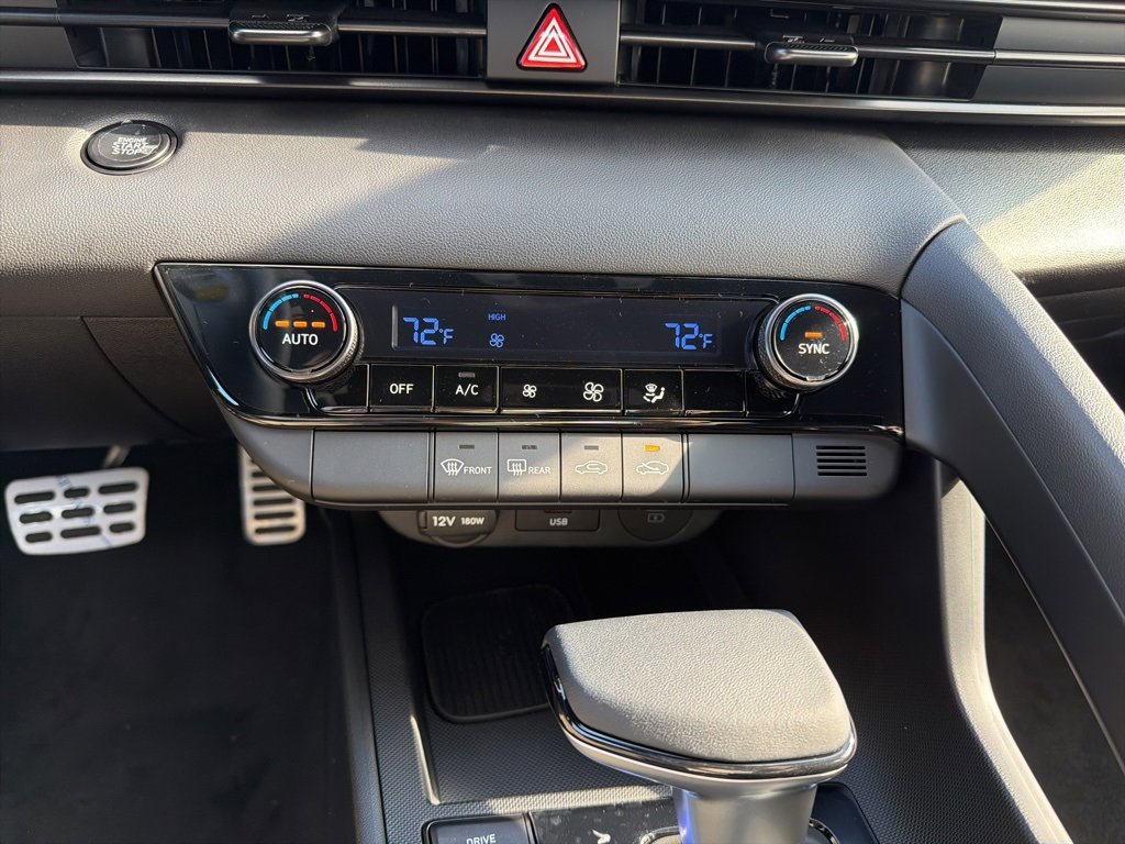 New 2025 Hyundai Elantra Sport image 24