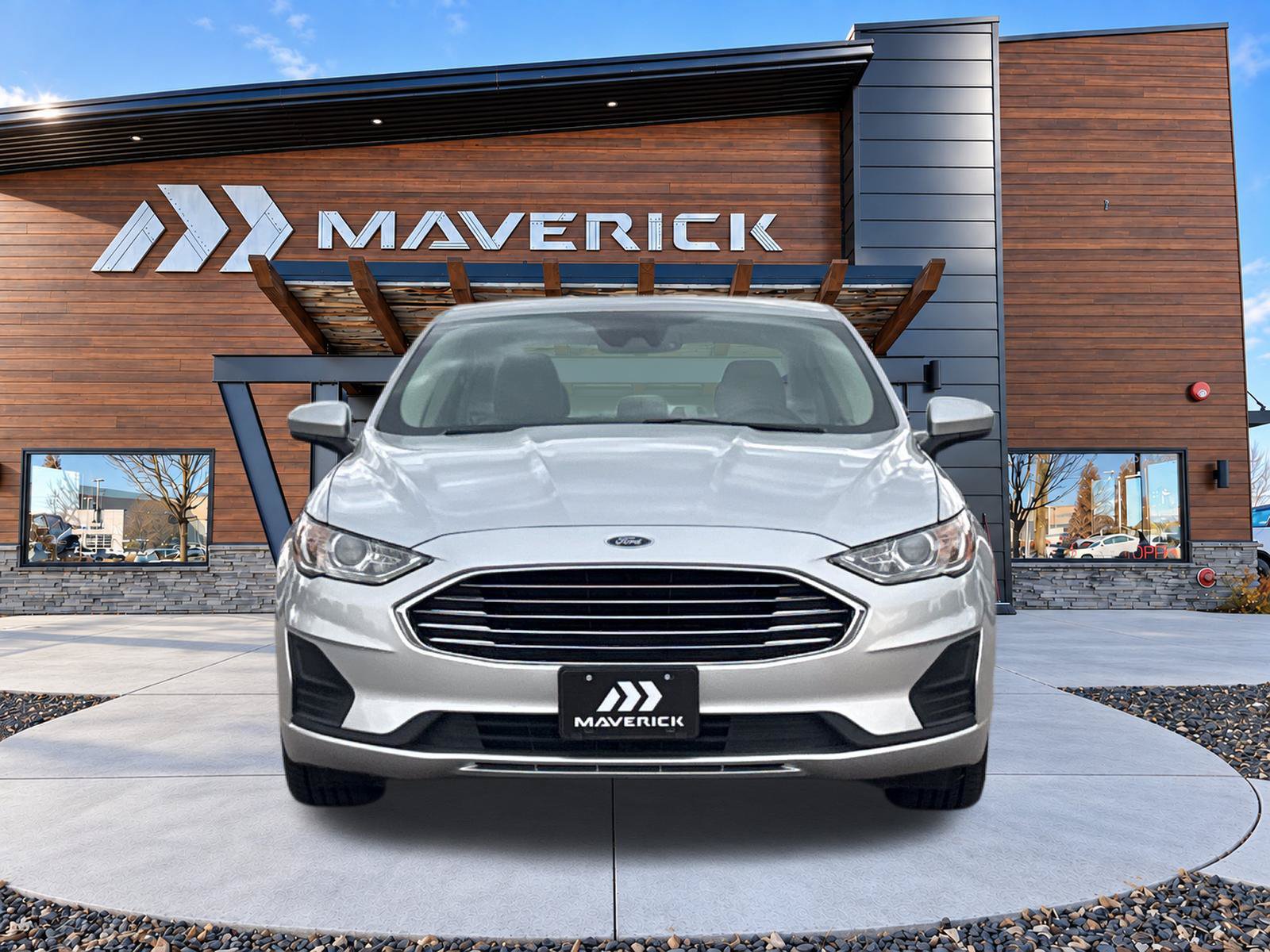 Used 2019 Ford Fusion SE FWD image 4