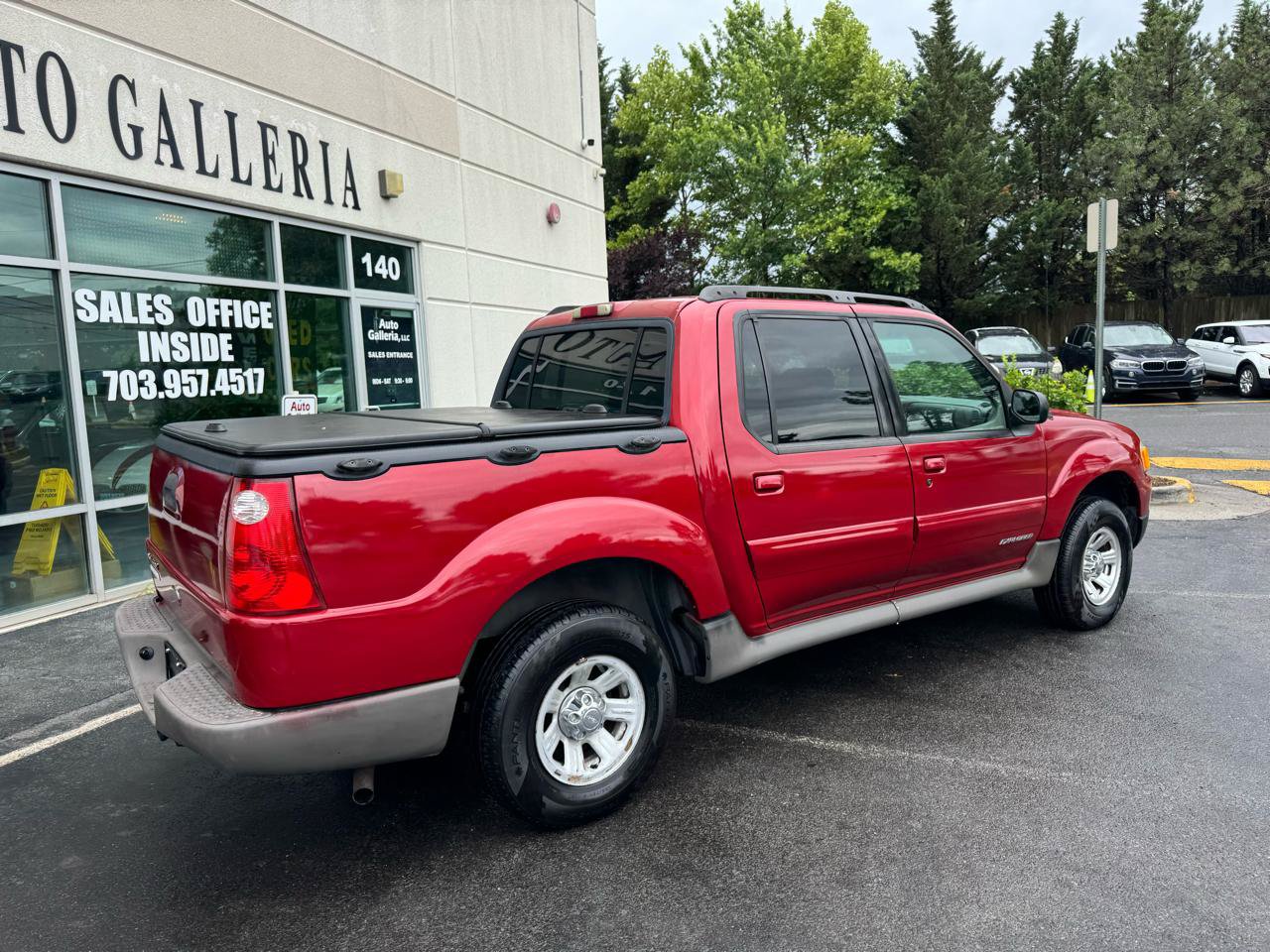 Used 2001 Ford Explorer Sport Trac 4x4 image 4