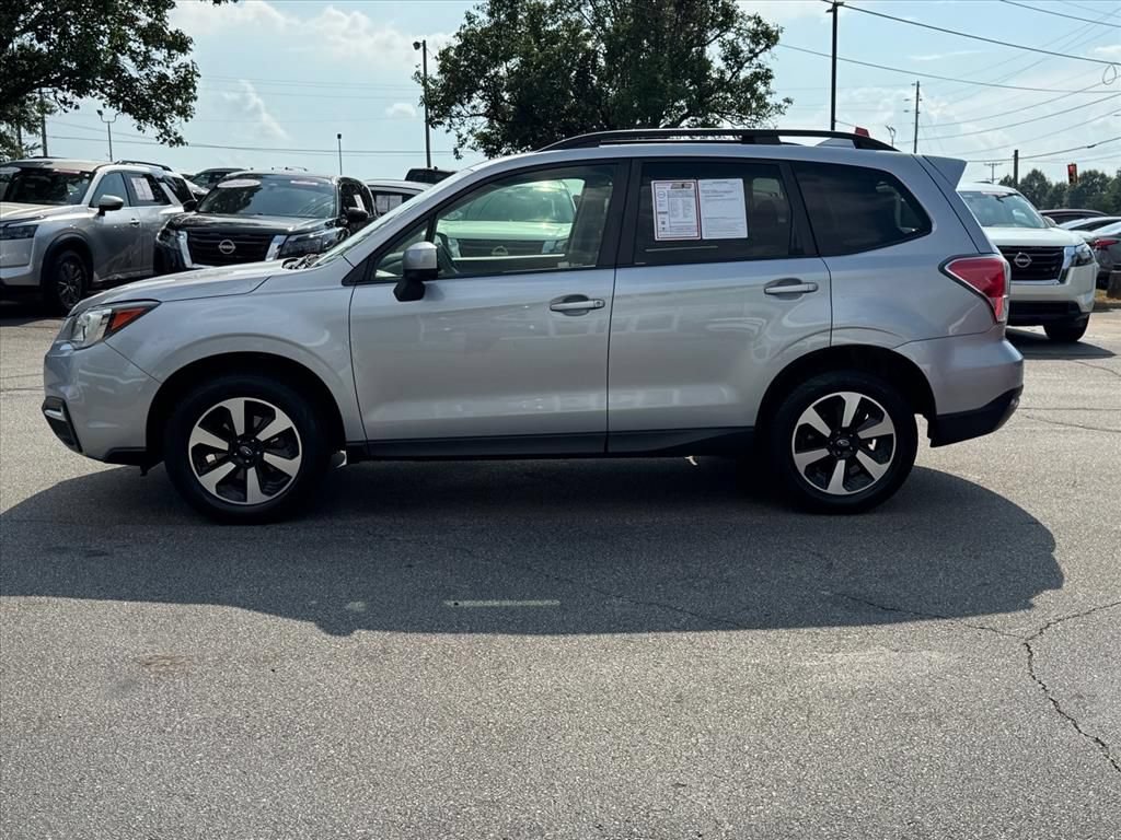 Used 2017 Subaru Forester 2.5i Premium w/ Popular Package #2A AWD/4WD image 6
