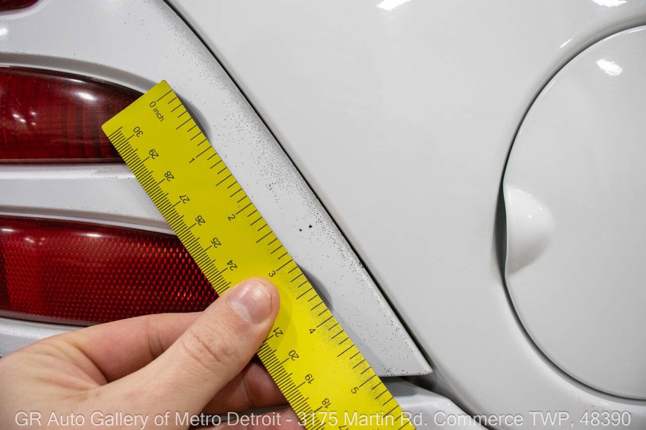 Used 1994 Ford Mustang GT image 32