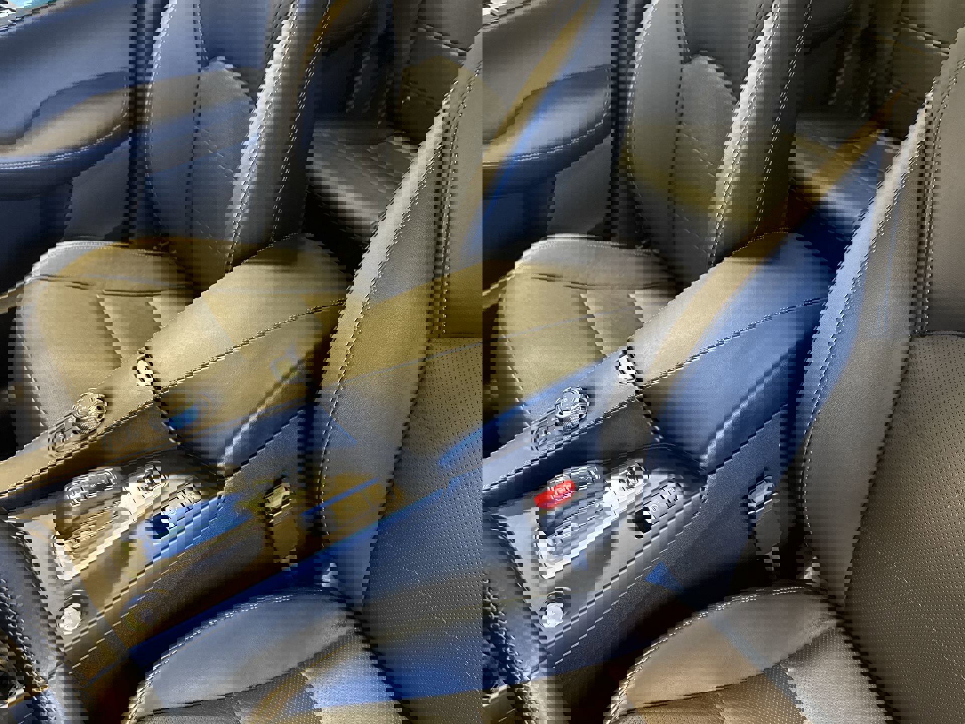 Certified 2025 INFINITI QX50 Luxe image 20