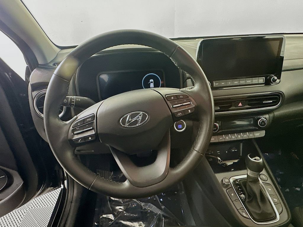 Used 2023 Hyundai Kona Limited w/ Cargo Package image 16