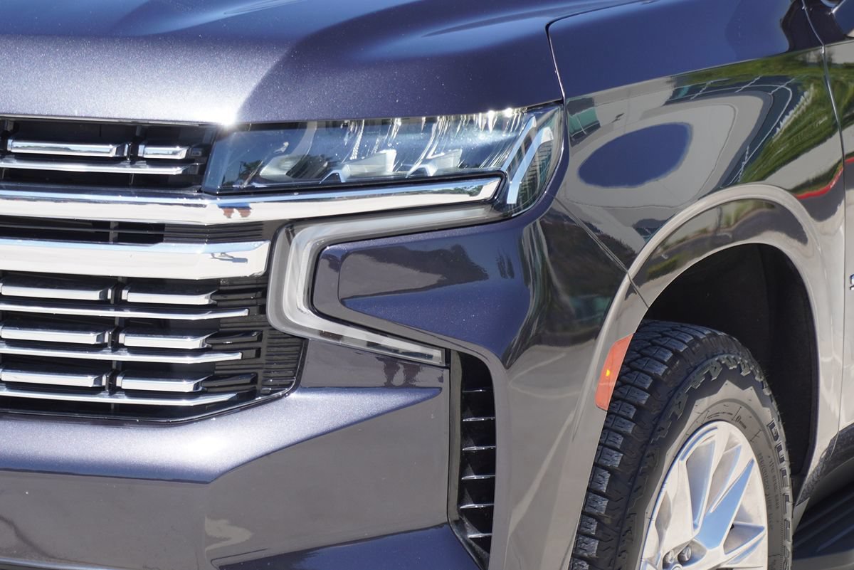 Used 2022 Chevrolet Suburban Premier AWD/4WD image 2