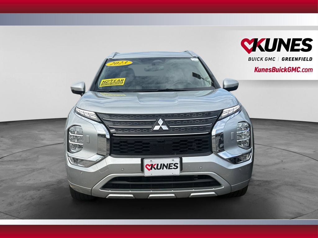 Used 2023 Mitsubishi Outlander SEL AWD/4WD image 4