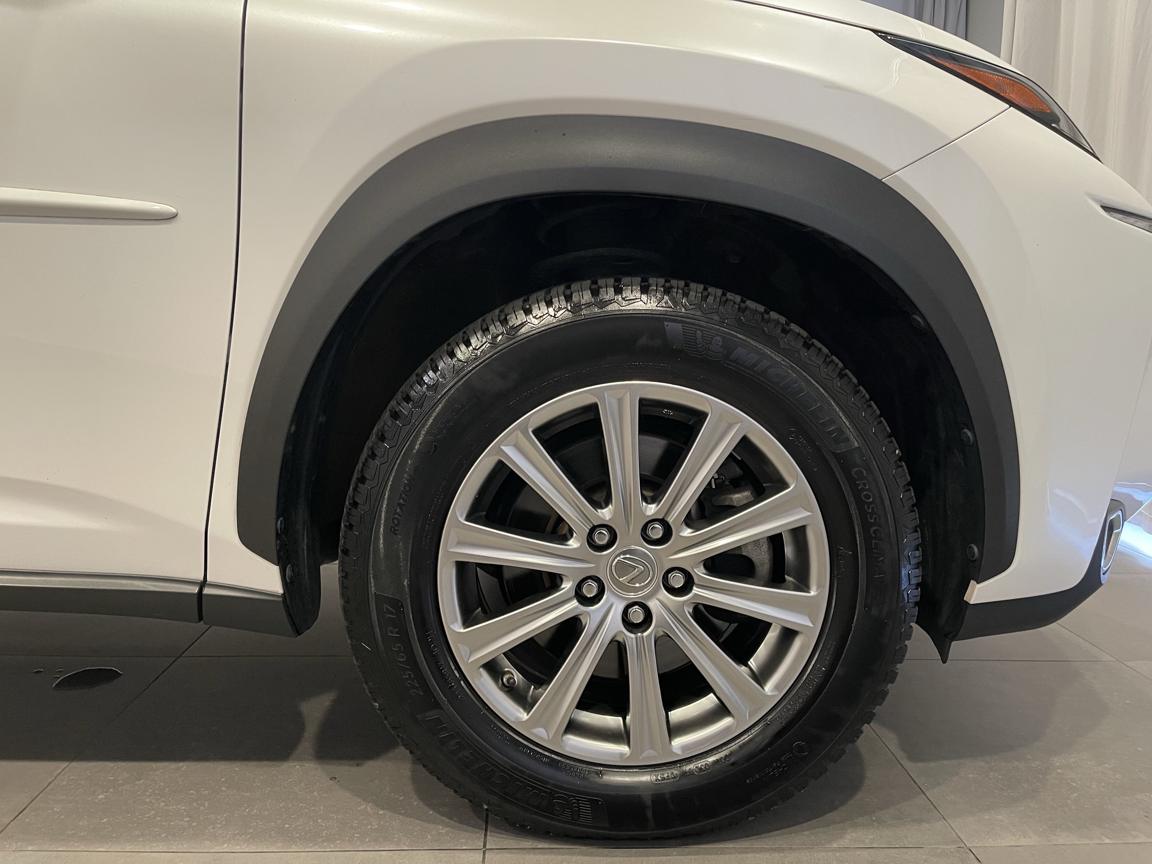 Used 2017 Lexus NX 200t AWD image 10