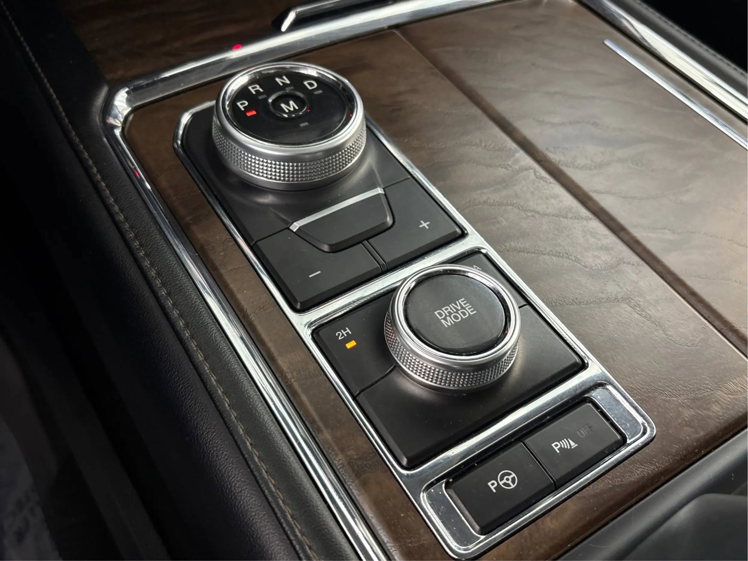 Used 2019 Ford Expedition Max Platinum image 47